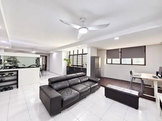 656 Choa Chu Kang Crescent image 1 of 10