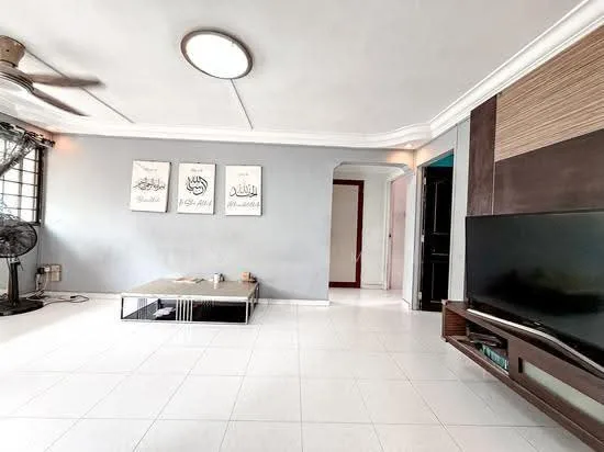 645 Yishun Street 61 image 1 of 10