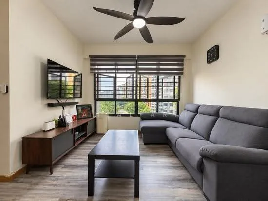 479B Yishun Street 42 image 1 of 10