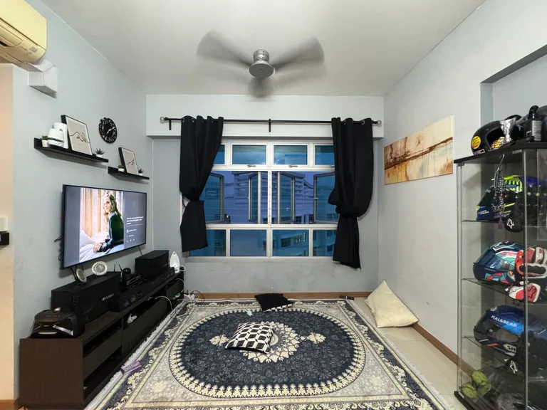 102B Canberra Street image 1 of 10