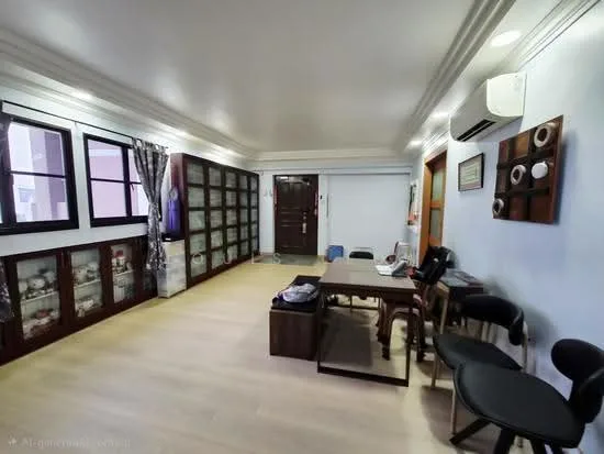 893A Tampines Avenue 8 image 1 of 10