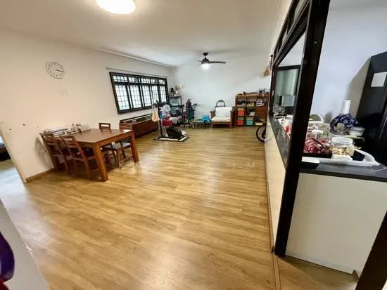 176 Lompang Road image 1 of 10