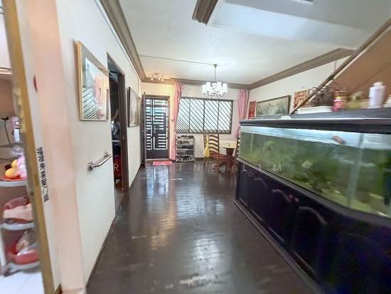 836 Yishun Street 81