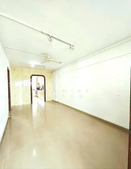706 Yishun Avenue 5 image 1 of 5