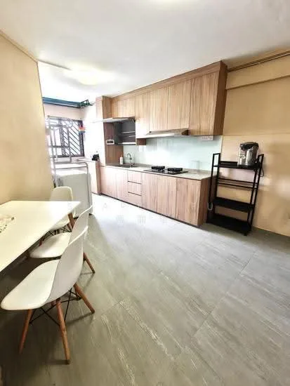 257 Jurong East Street 24 image 1 of 9