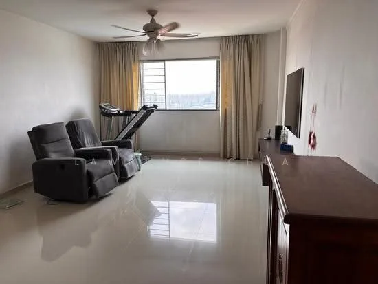 230 Jurong East Street 21 image 1 of 5