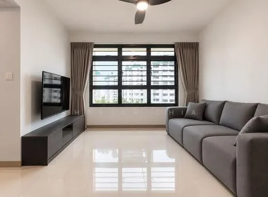 693A Woodlands Avenue 6 image 1 of 4