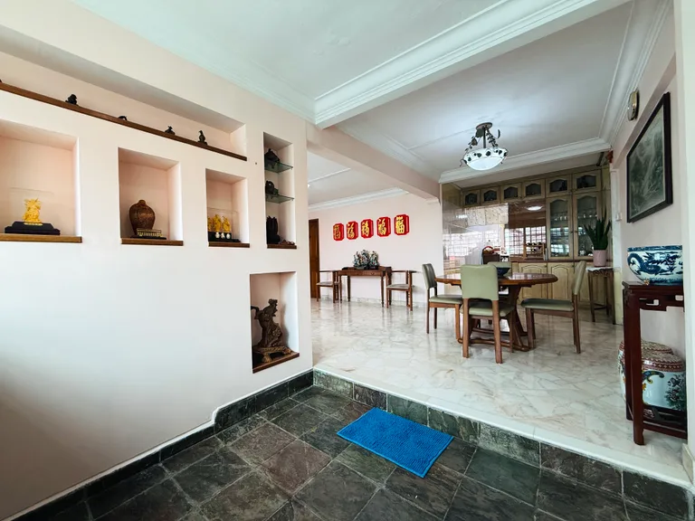 840 Tampines Street 82 image 1 of 10
