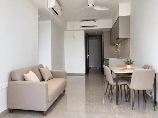 Grand Dunman image 1 of 6