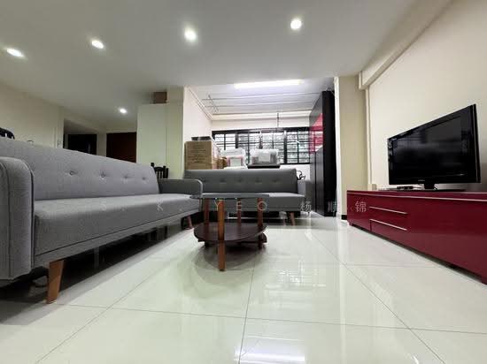 966 HOUGANG AVENUE 9 image 1 of 4