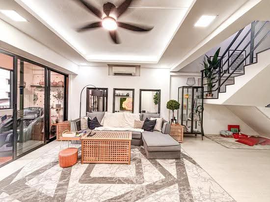 549 Jurong West Street 42