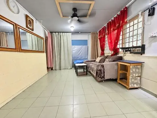 642 Yishun Street 61 image 1 of 8
