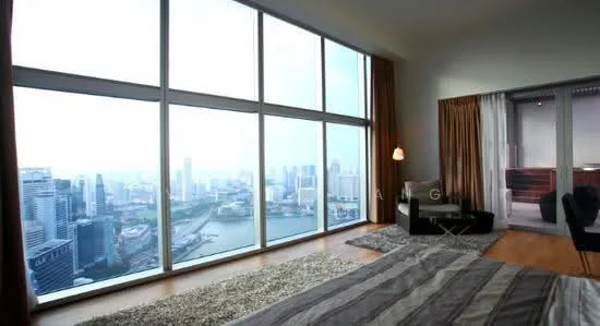 Marina Bay Residences image 1 of 4