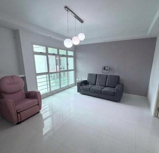 205A Punggol Field image 1 of 8