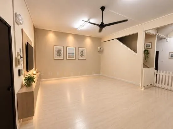 Punggol Road Corner Terrace image 1 of 3