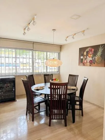 873 Yishun Street 81 image 1 of 8