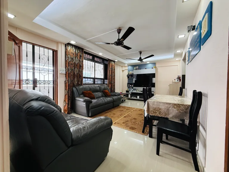 843 Tampines Street 83 image 1 of 10