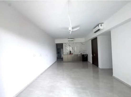 Grand Dunman image 1 of 5