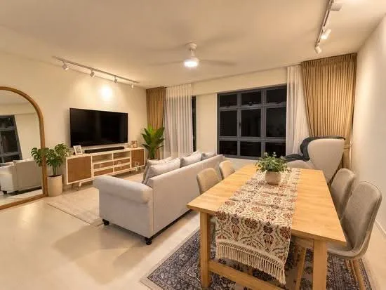 627B Tampines Street 61 image 1 of 9