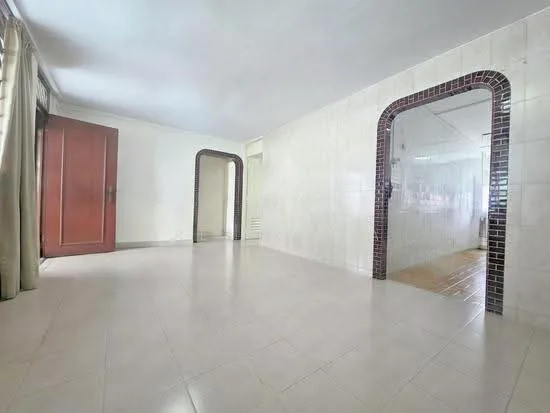 332 Serangoon Avenue 3 image 1 of 8