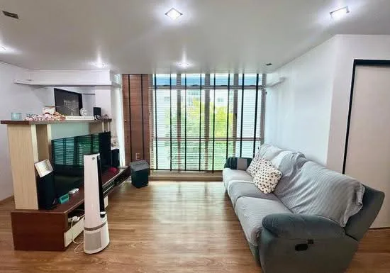102A Punggol Field image 1 of 6