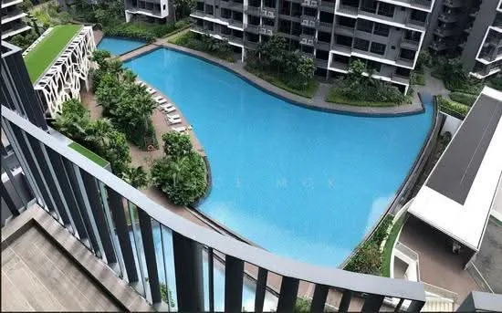 Grandeur Park Residences image 1 of 5