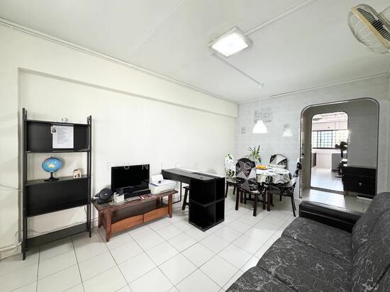 304 Yishun Central image 1 of 5