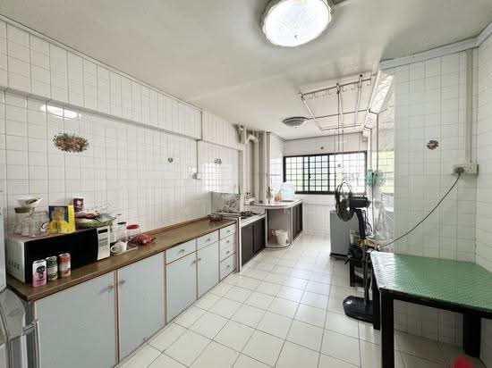 304 Yishun Central photo 2
