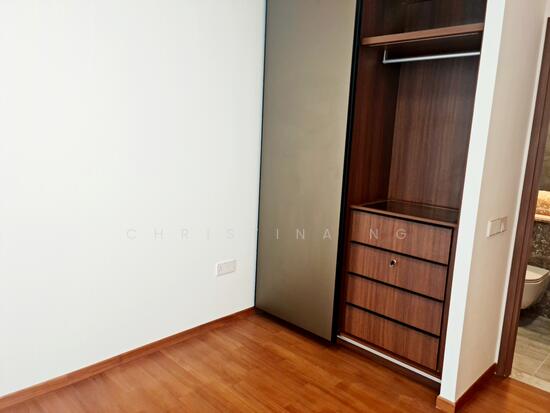 Fourth Avenue Residences photo 5