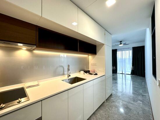 FOURTH AVENUE RESIDENCES photo 5