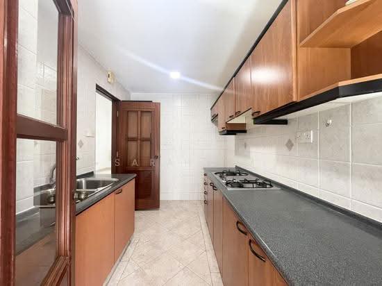 Pinetree Condominium photo 4