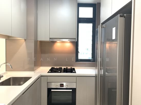 HIGHLINE RESIDENCES photo 4