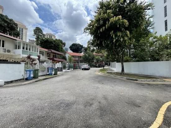***NEWLY RENOVATED!!! FEW MINS TO GREAT WORLD CITY & MRT! photo 2