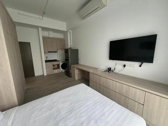 New like serviced apartment image 1 of 4