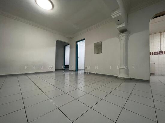 540 Serangoon North Avenue 4 image 1 of 6