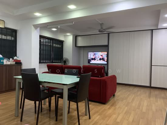 372 TAMPINES STREET 34 photo 2