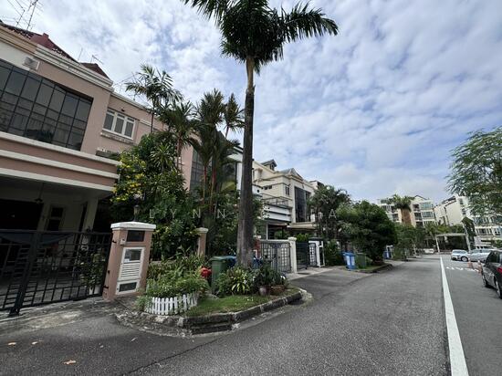 Park Villas image 1 of 4