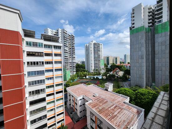 310 SERANGOON AVENUE 2 photo 4