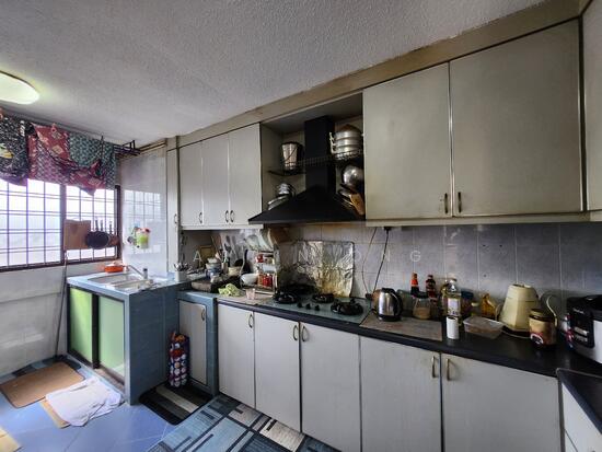 310 SERANGOON AVENUE 2 photo 6