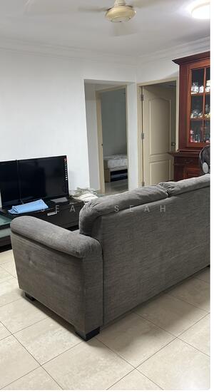 314 HOUGANG AVENUE 5 image 1 of 7