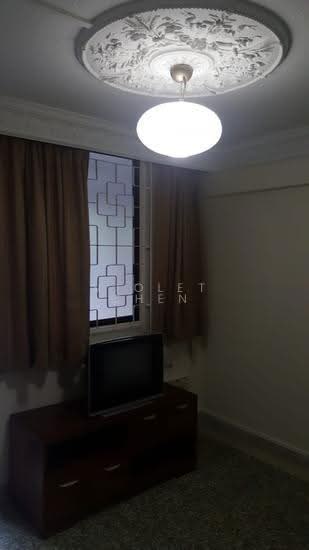 100 COMMONWEALTH CRESCENT photo 3