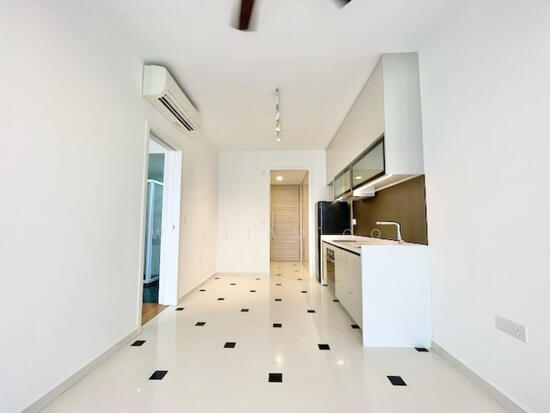 SOPHIA HILLS photo 3
