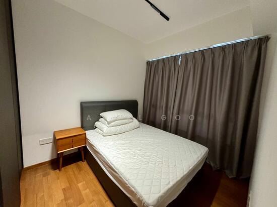 FOURTH AVENUE RESIDENCES photo 3