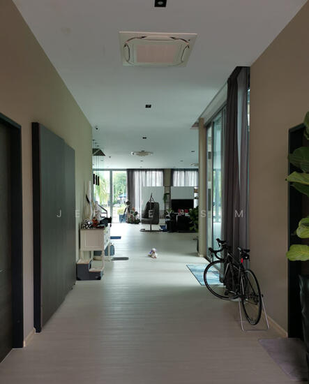 Ocean Drive photo 4