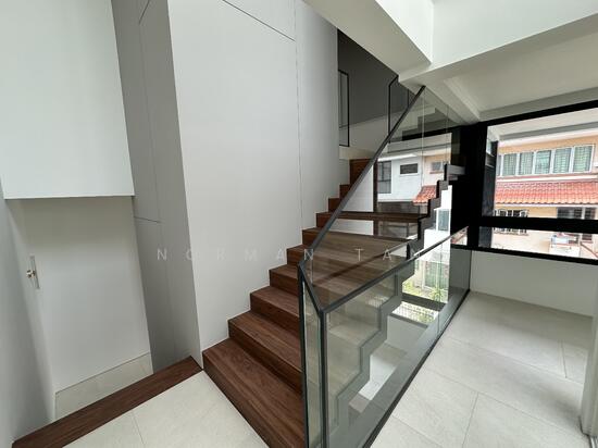 Li Hwan Place photo 5