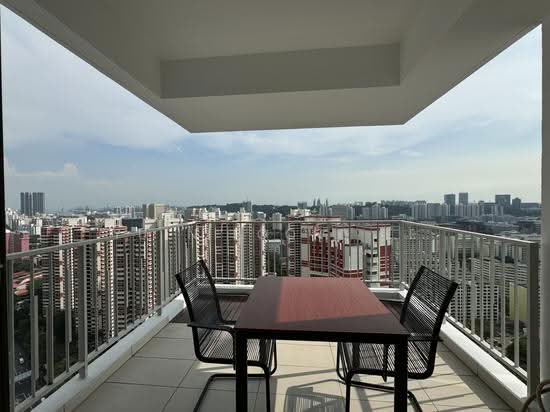 The Metropolitan Condominium photo 3