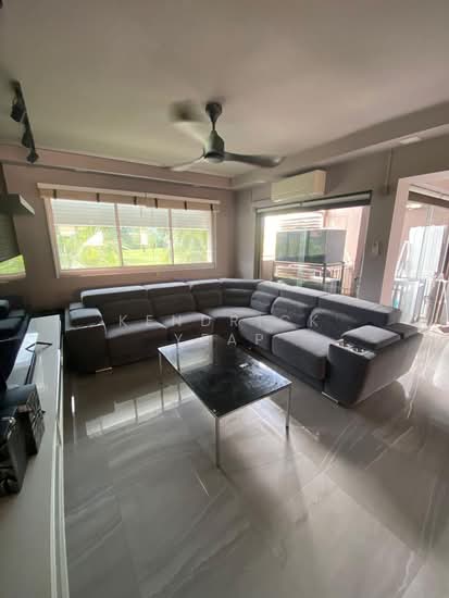 974 JURONG WEST STREET 93 photo 2
