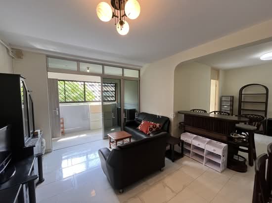 888 TAMPINES STREET 81 photo 2