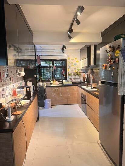 8 HOLLAND AVENUE photo 5