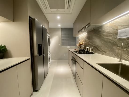 Grand Dunman photo 3
